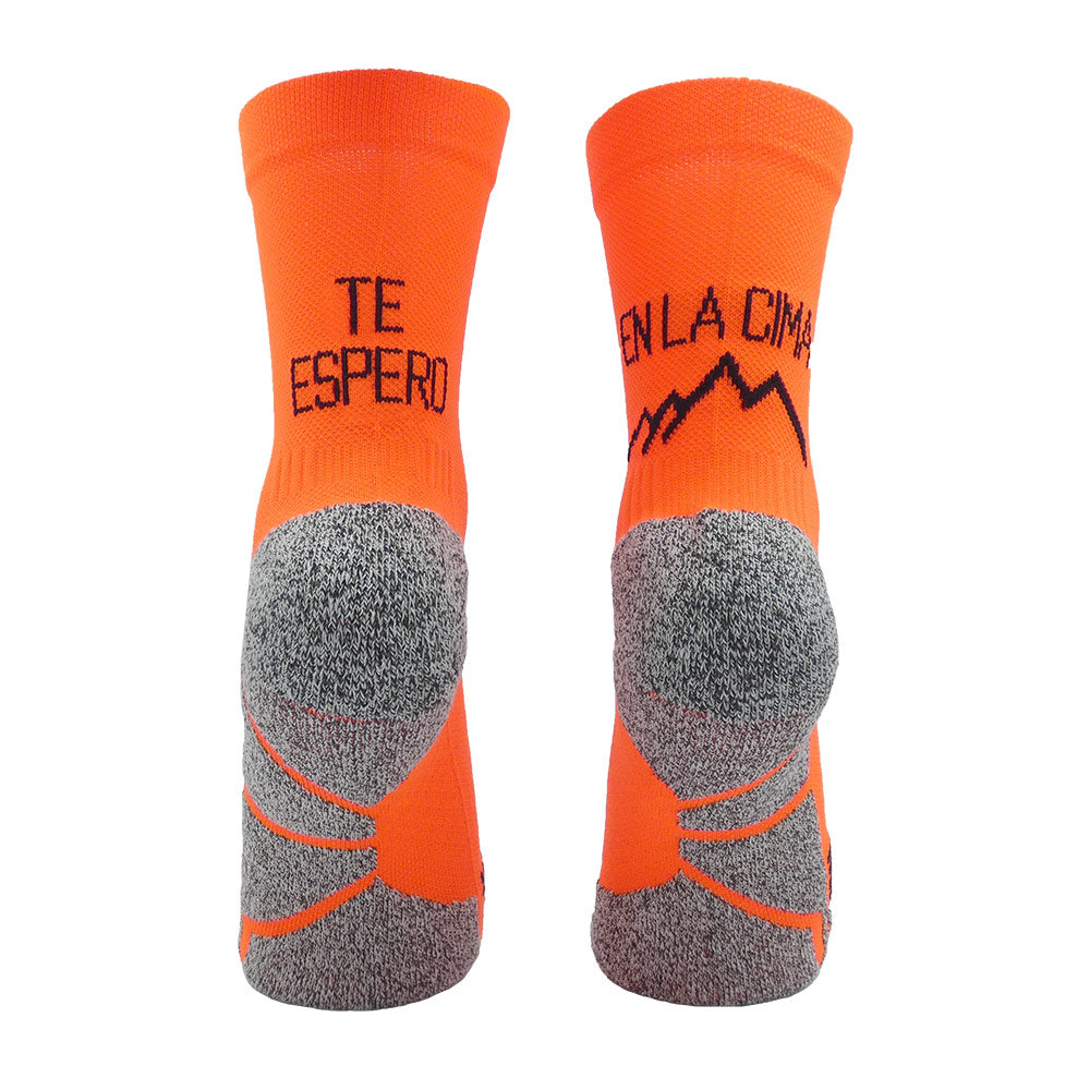Calcetines Trail Running Naranja - Te espero en la cima
