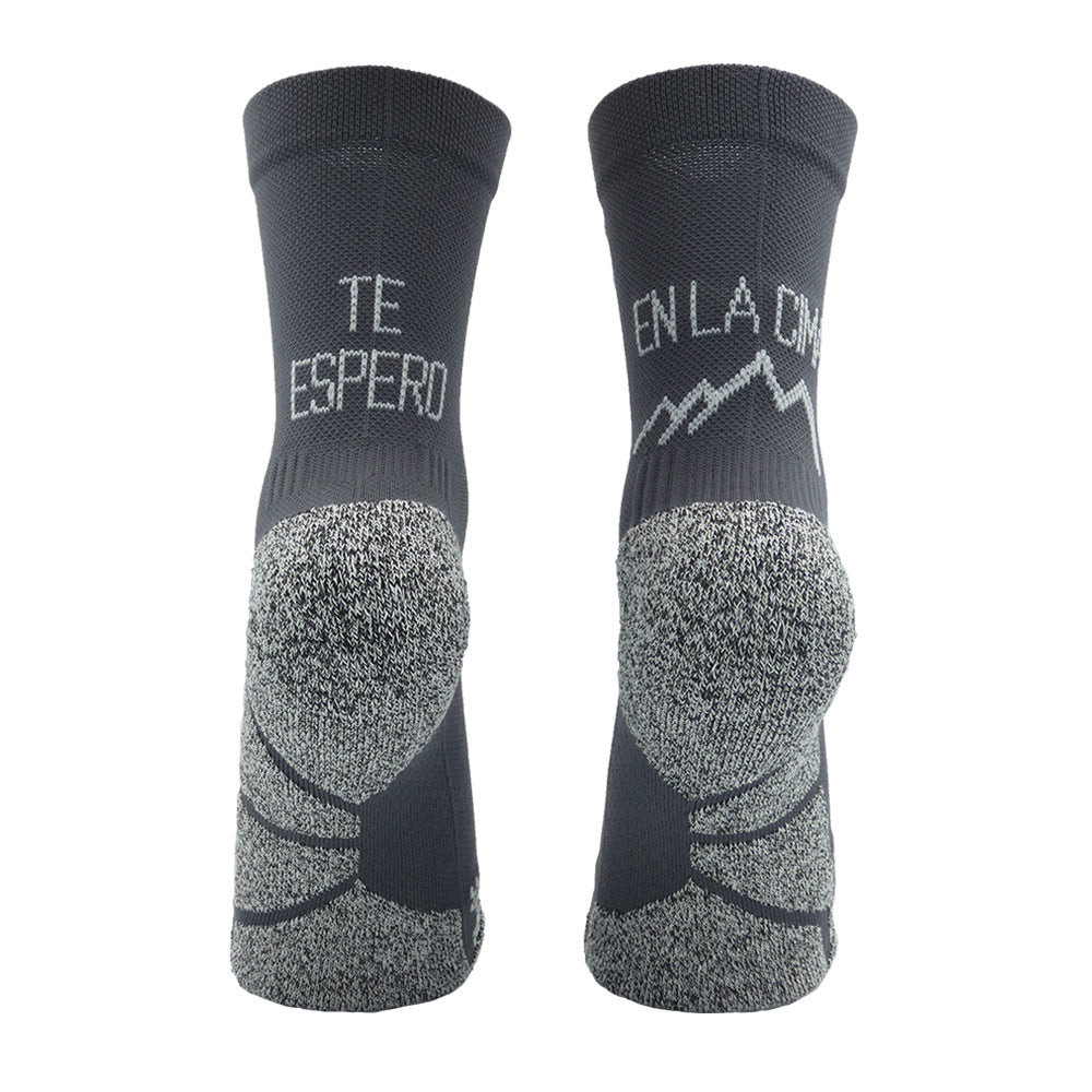 Calcetines Trail Running Gris - Te espero en la cima