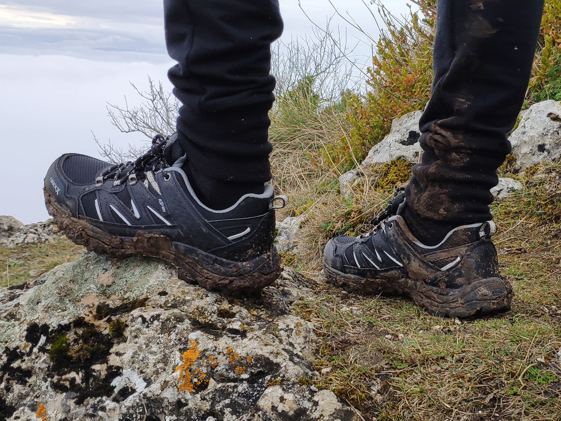 Cómo evitar las ampollas al practicar senderismo